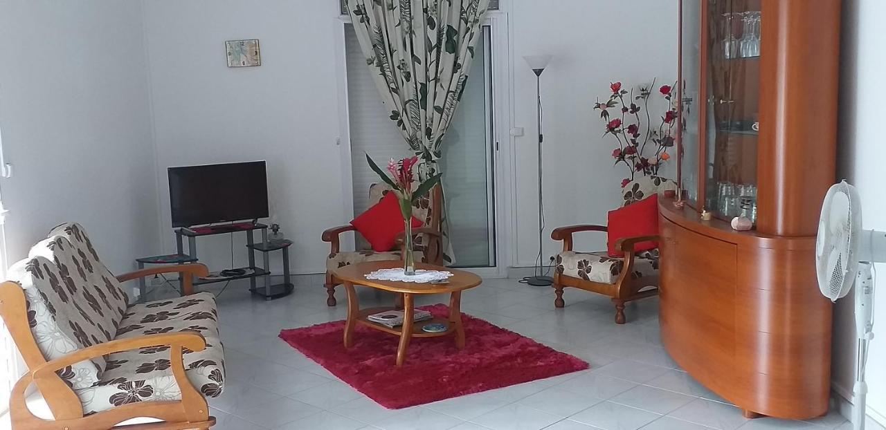 VILLA MALOU chez Maryse Bouillante Kültér fotó