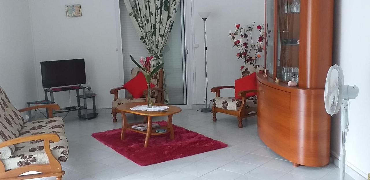 VILLA MALOU chez Maryse Bouillante Kültér fotó